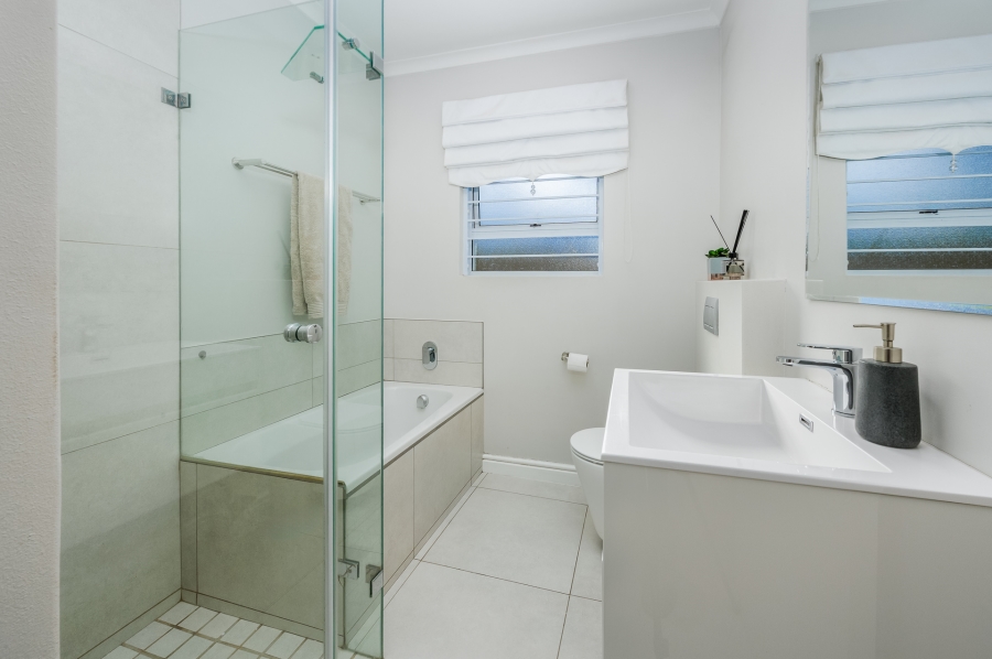 3 Bedroom Property for Sale in Langeberg Village Western Cape